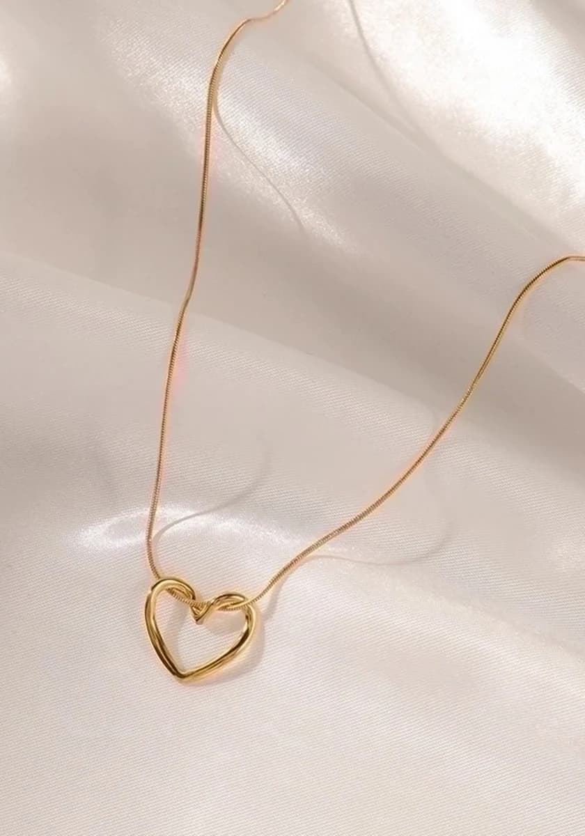 Elegant Heart & Star Pendant Necklace